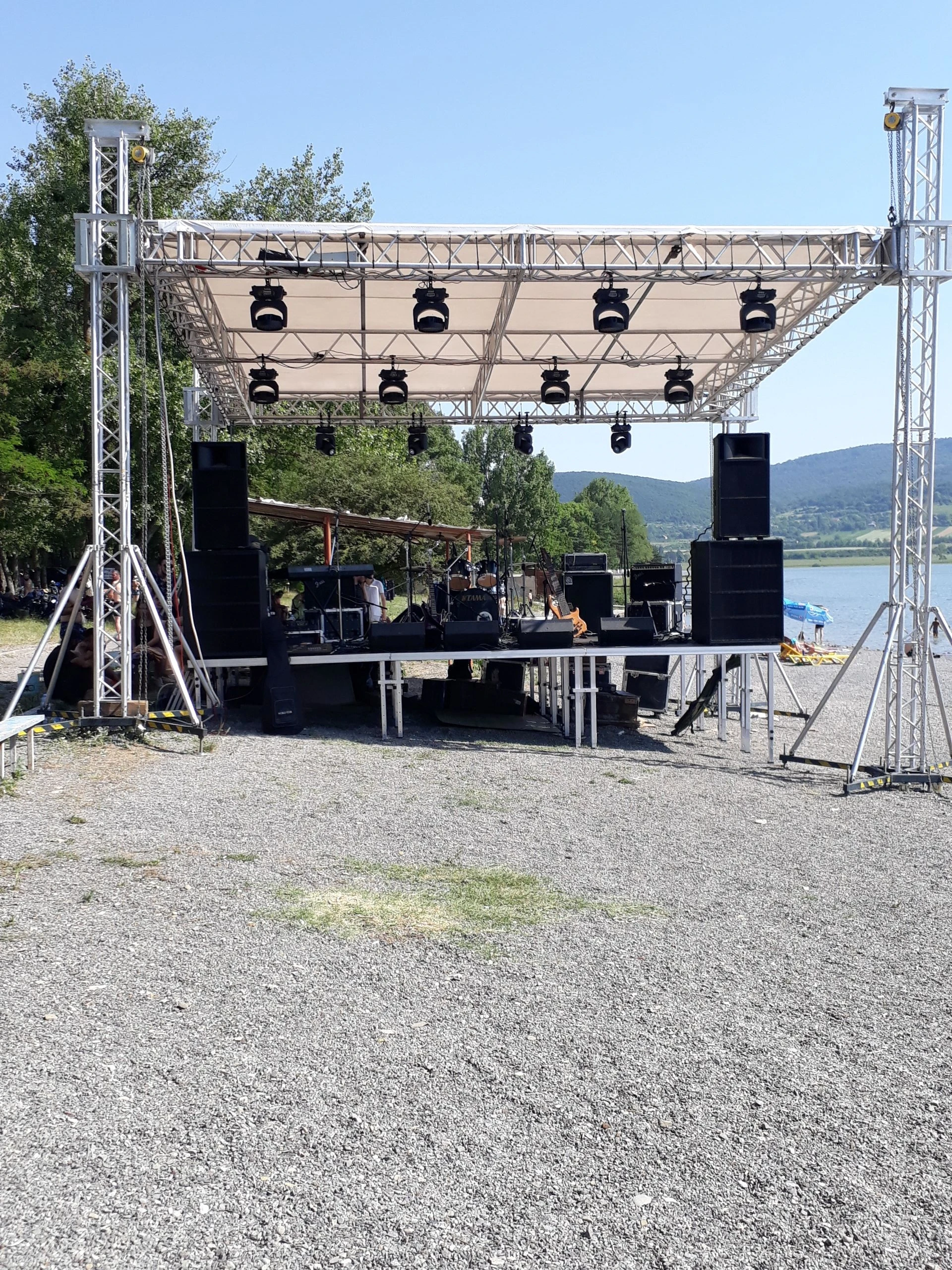 Aluminum Movable Trusses Meetings,, Hanging Lights/compatible Performing /advertising Stage Truss Roof