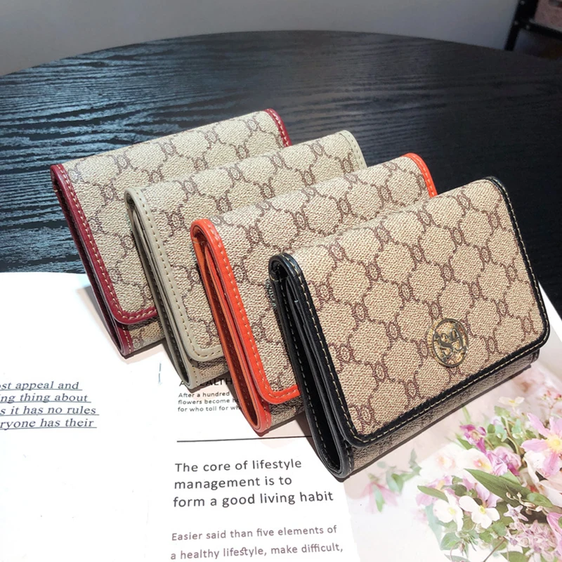 New Short Genuine Leather Wallet For Women Luxury Designer Minimalist Card Wallet With Multiple Card Slots Gift Box Packaging