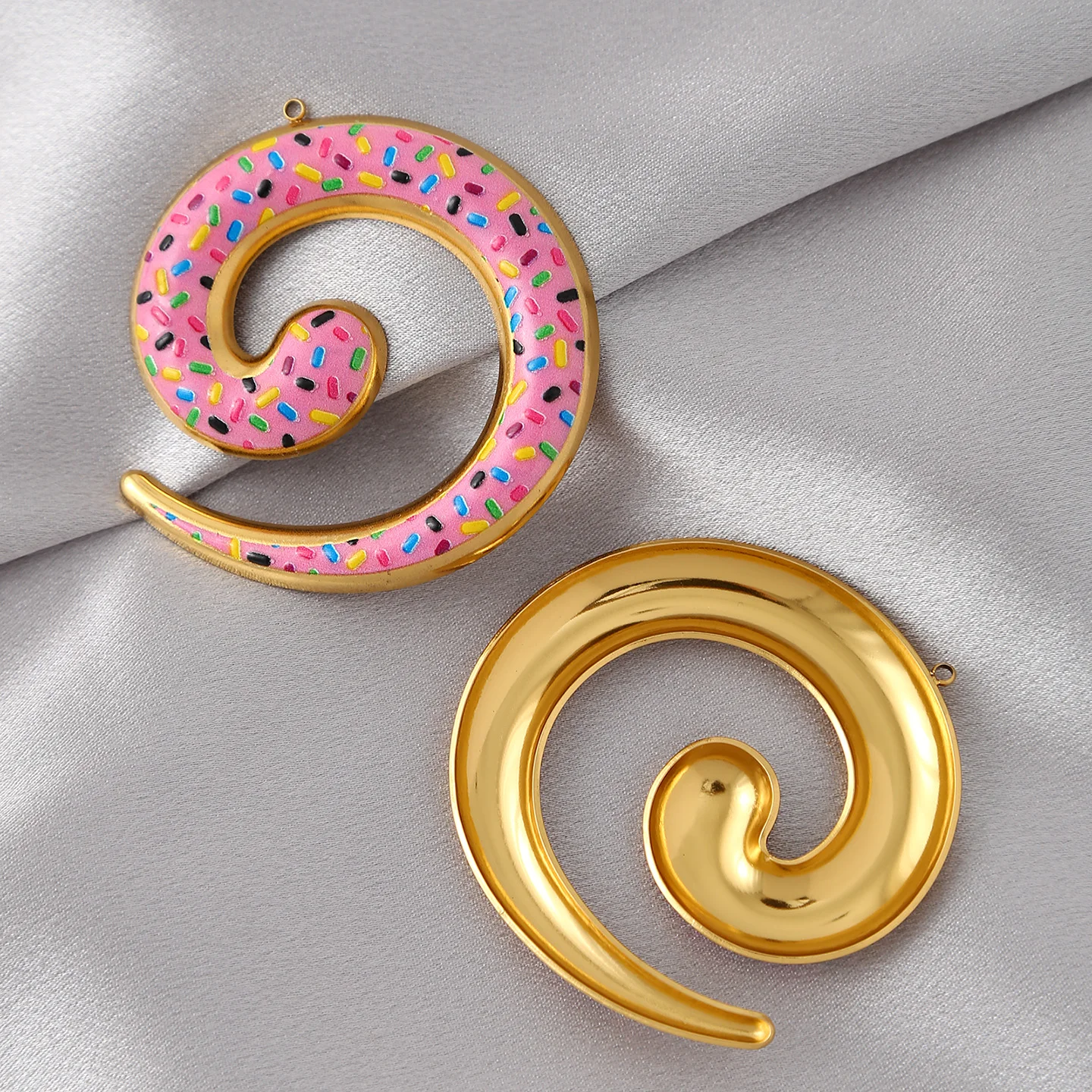 

4pcs Stainless Steel Gold Plated Large Conch Shell Charms Big Pendants for DIY Earring Necklace Jewelry Making Findings