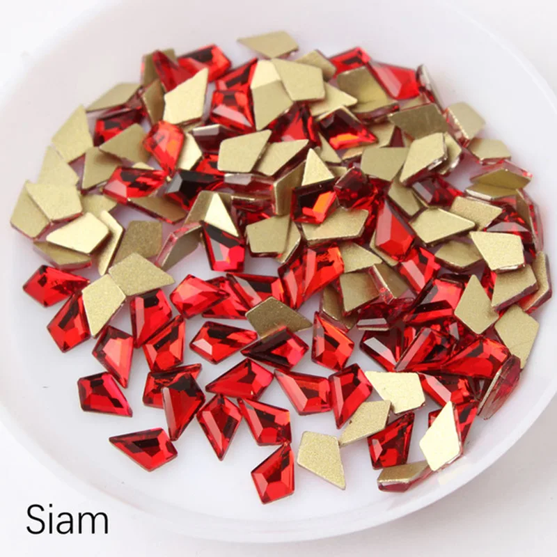 wholesale 4 * 6 mm flecha estilo INS parte posterior plana diamantes de imitación de uñas de cristal de forma especial piedras de arte de uñas decoración personalizada 3D