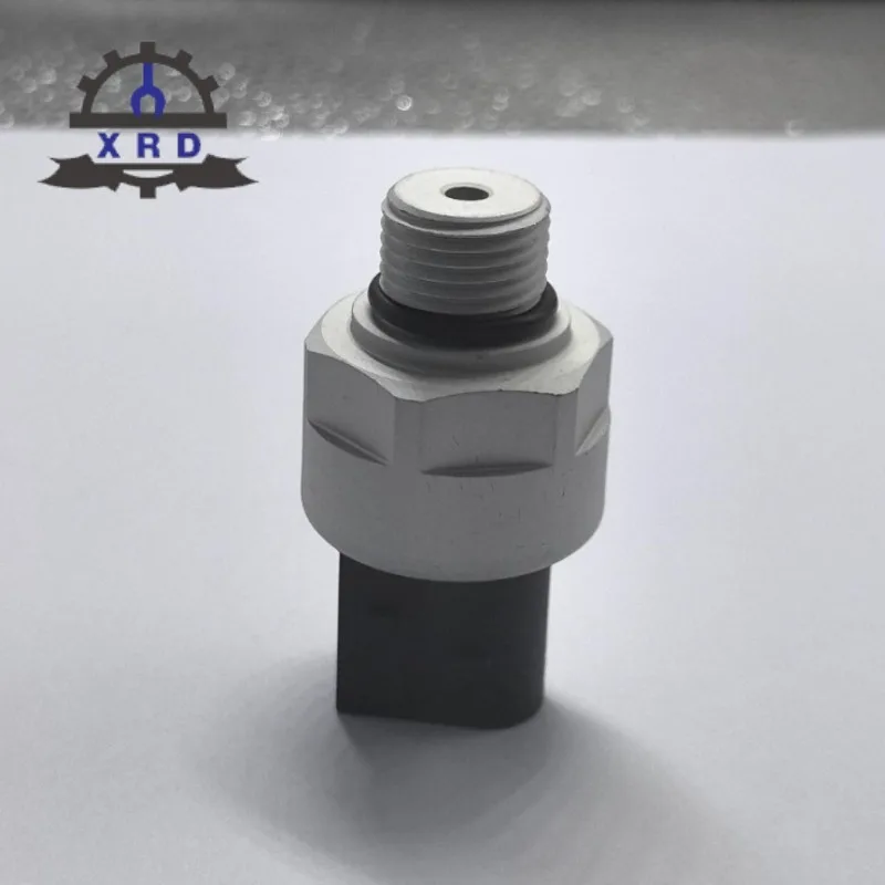 

Новый датчик давления масла OEM 4410442020 1889798 2020259 для DAF CF/XF F7, Scania Bus Truck