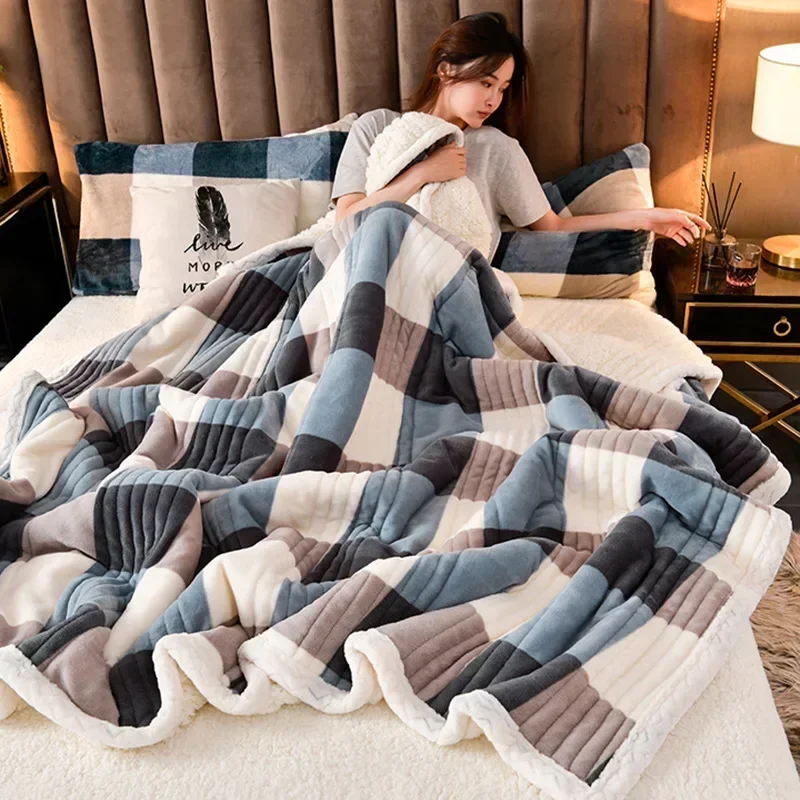 Autumn Winter Synthetic Lamb's Wool Warm Blankets for Bed 3 Layers Thicken Milk Velvet Blanket Warmth Fluffy Weighted Blanket