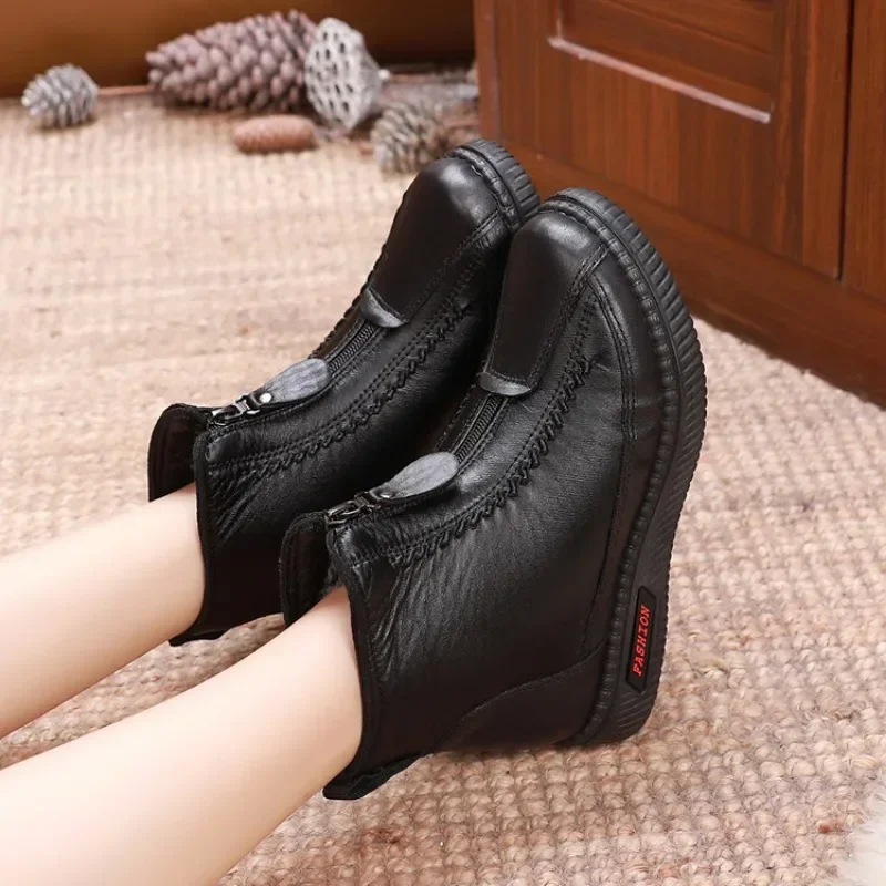 

Winter Women's Boots Lightweight Ankle Boots Keep Warm Flat Boots Comfortable Non-slip Womens Front Zipper Shoes Bota Feminina