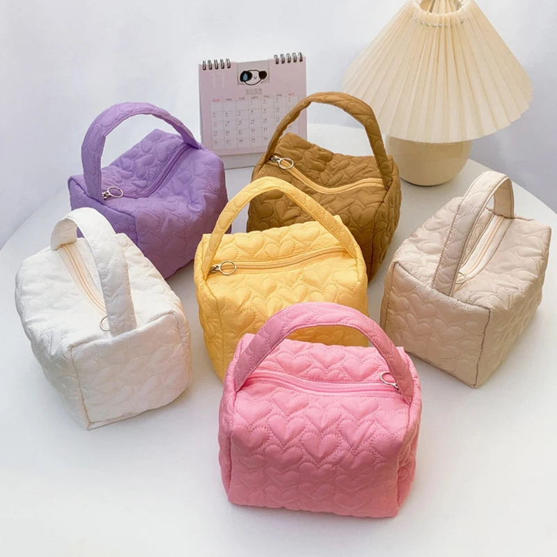 

New Mini Bag Women's New Fashion Casual Love Handbag Solid Color Makeup Bag