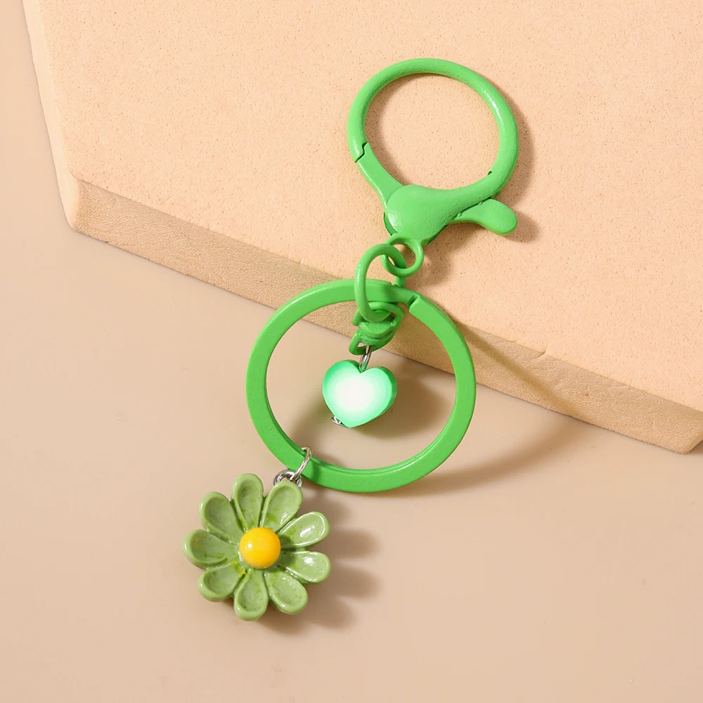 Aihua Niedlicher Gänseblümchen-Schlüsselanhänger für Frauen und Mädchen, Schlüsselring-Anhänger zur Handtaschendekoration, DIY Handgemachter Schlüsselanhänger, Schmuckgeschenke – Detail 6