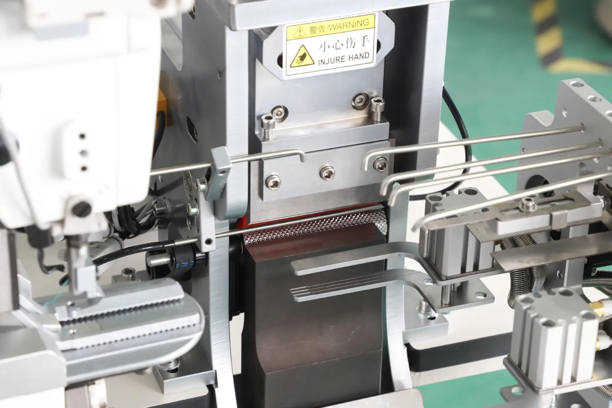 Credit Ocean Label Sewing Machine Zig Zag Sewing Machine Rubber Band Splicing Machine