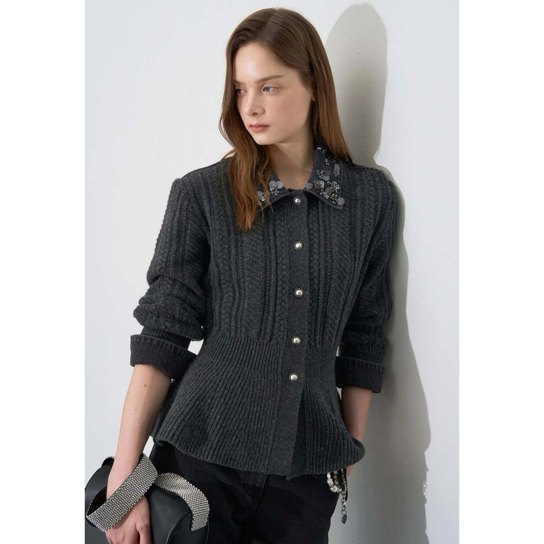 

Эффект похудения Тяжелый рабочий вязаный шерстяной свитер Лимонный сыр OBZ25 Осенний модный воротник в стиле пэчворк с завязкой на талии