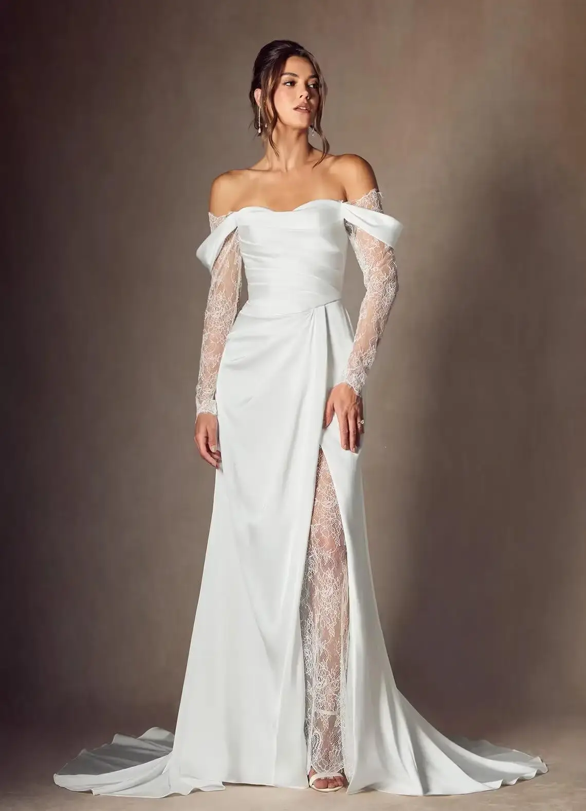 

Women's Satin Boho Wedding Dresses A Line Lace Applique Beach Wedding Gowns with Slit