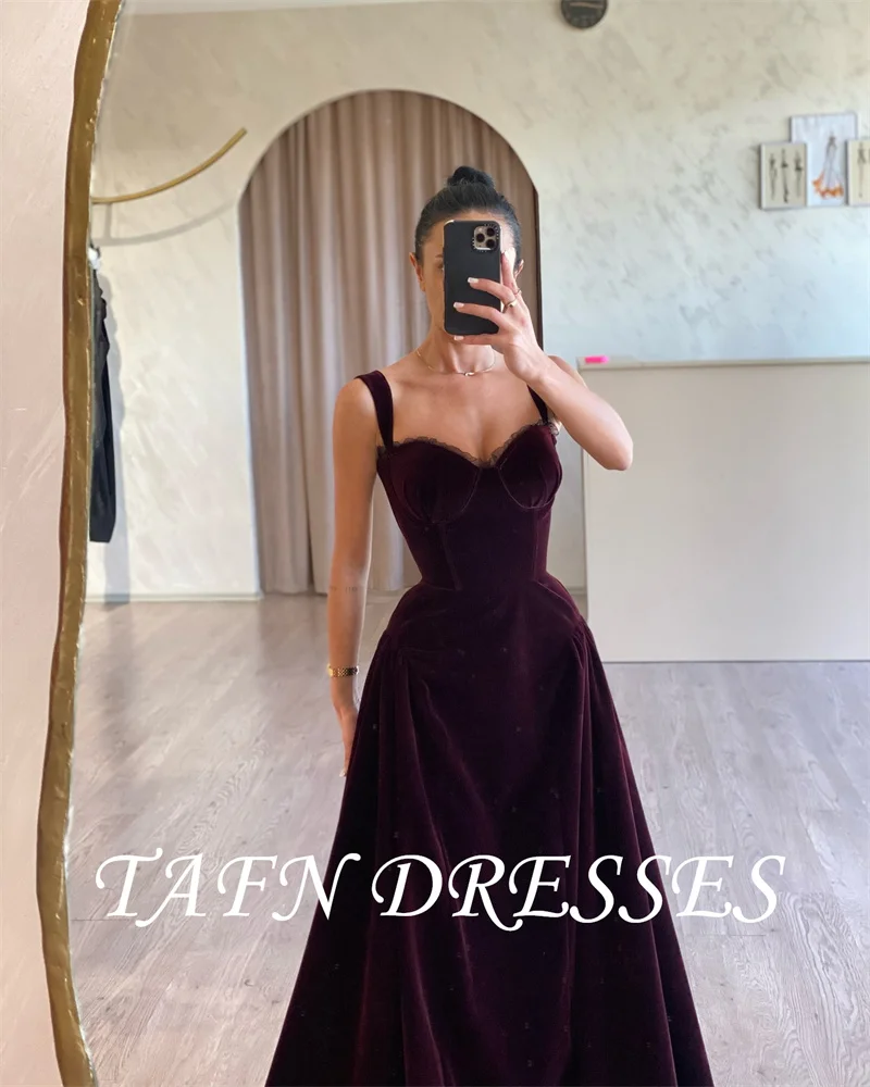 TAFN Simple Black Velvet Formal Evening Dresses Sweetheart Straps Sweep Train Wedding Party Dress Arabic Women Long Customized