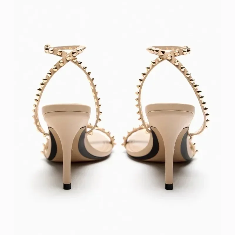 الفاخرة مصمم برشام مزين رقيقة الكعب الصنادل المرأة الصيف مثير أشار تو الكاحل حزام عالية الكعب أحذية الحفلات الأنيقة