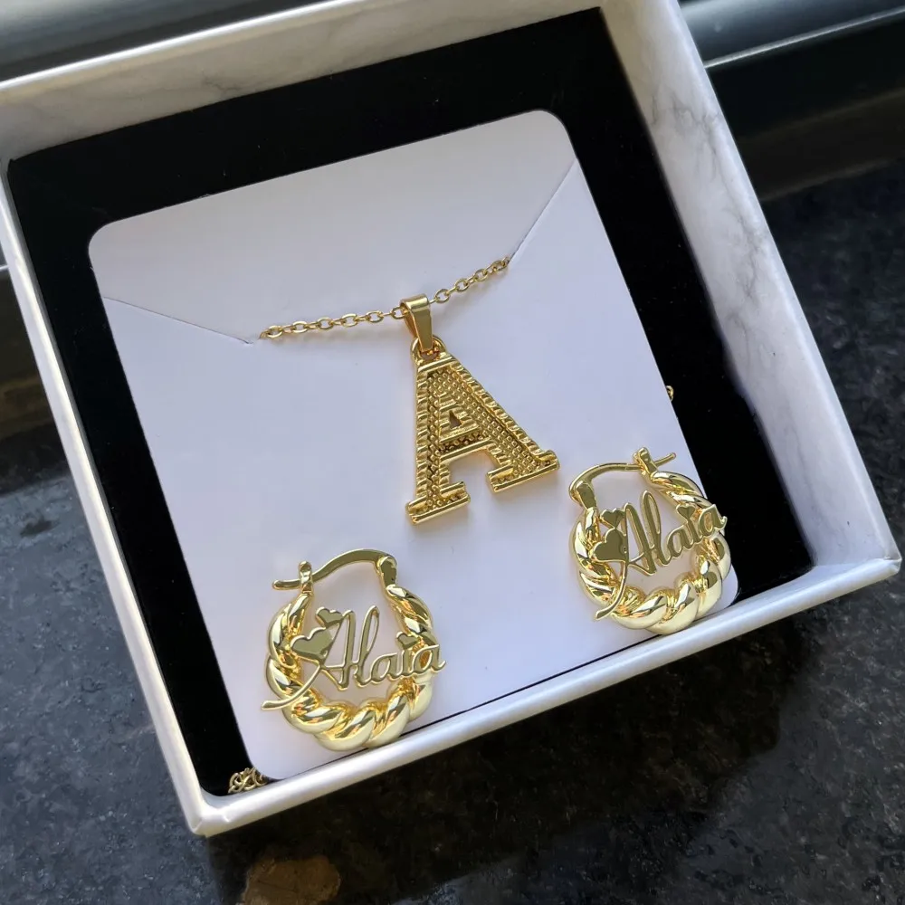 DUOYING Custom Baby Jewelry Set With Mini 18mm Earring Personalized Initial A-Z Letters Pendant Necklace For Kids Gift