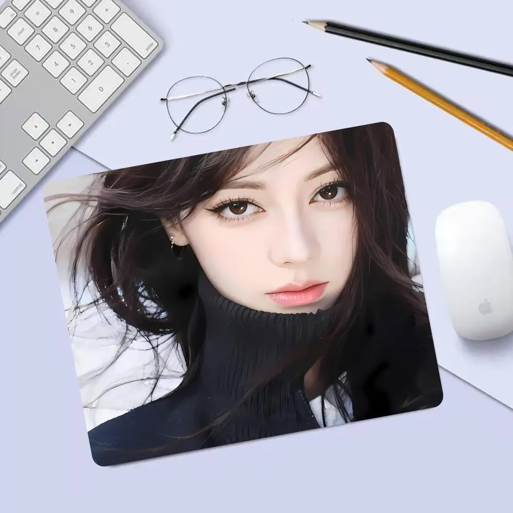 

Dilraba Mouse Pad Mouse Pad For Small Size Gaming Mouse Pad Gamer Company Keyboard Mouse Mats Carpet Computer Desk Mats