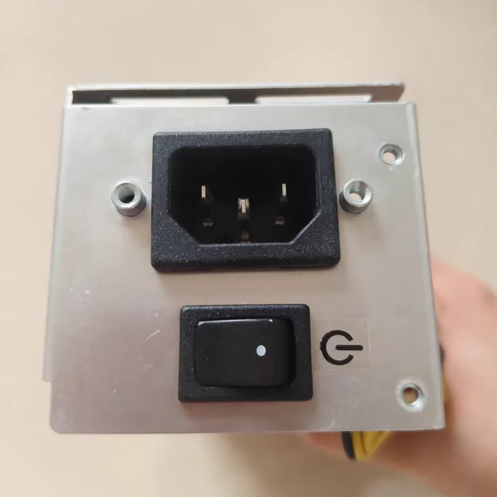 Das Netzteil FSP150-50LM2