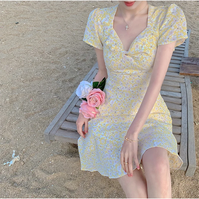 

Summer New Pullover Yellow Chiffon Dress Women French Vintage V-neck Floral Short Sleeve Mini Dresses Woman