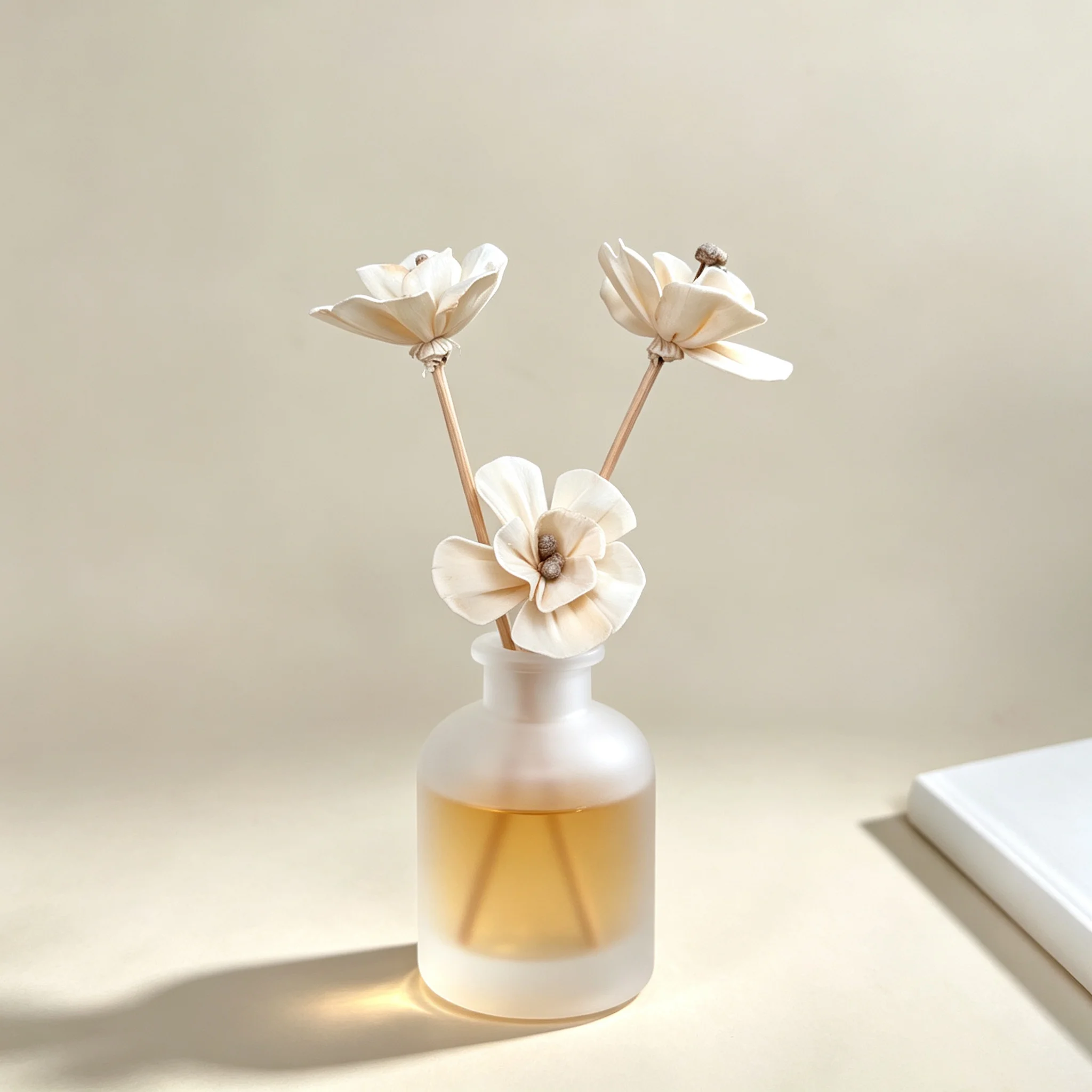 5cm Sola Wood Diffuser Flowers, Natural Dried Floral Reed Diffuser Volatile Sticks for Home Hotel SPA Aromatherapy Decor