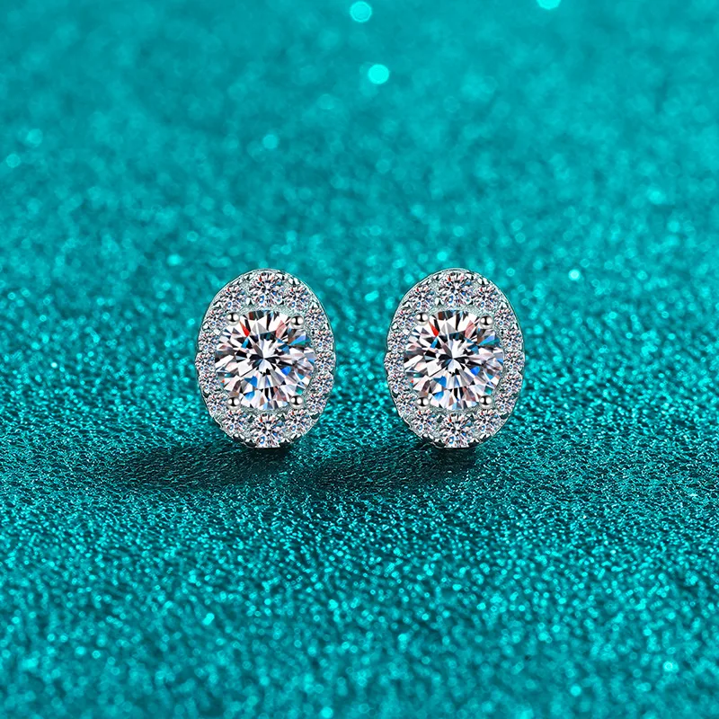 1.0 ct مويسانيتي S925 أقراط فضية للنساء مطلي Pt950 البيضاوي الأذن ترصيع العشاق هدية مجوهرات الأزياء بالجملة