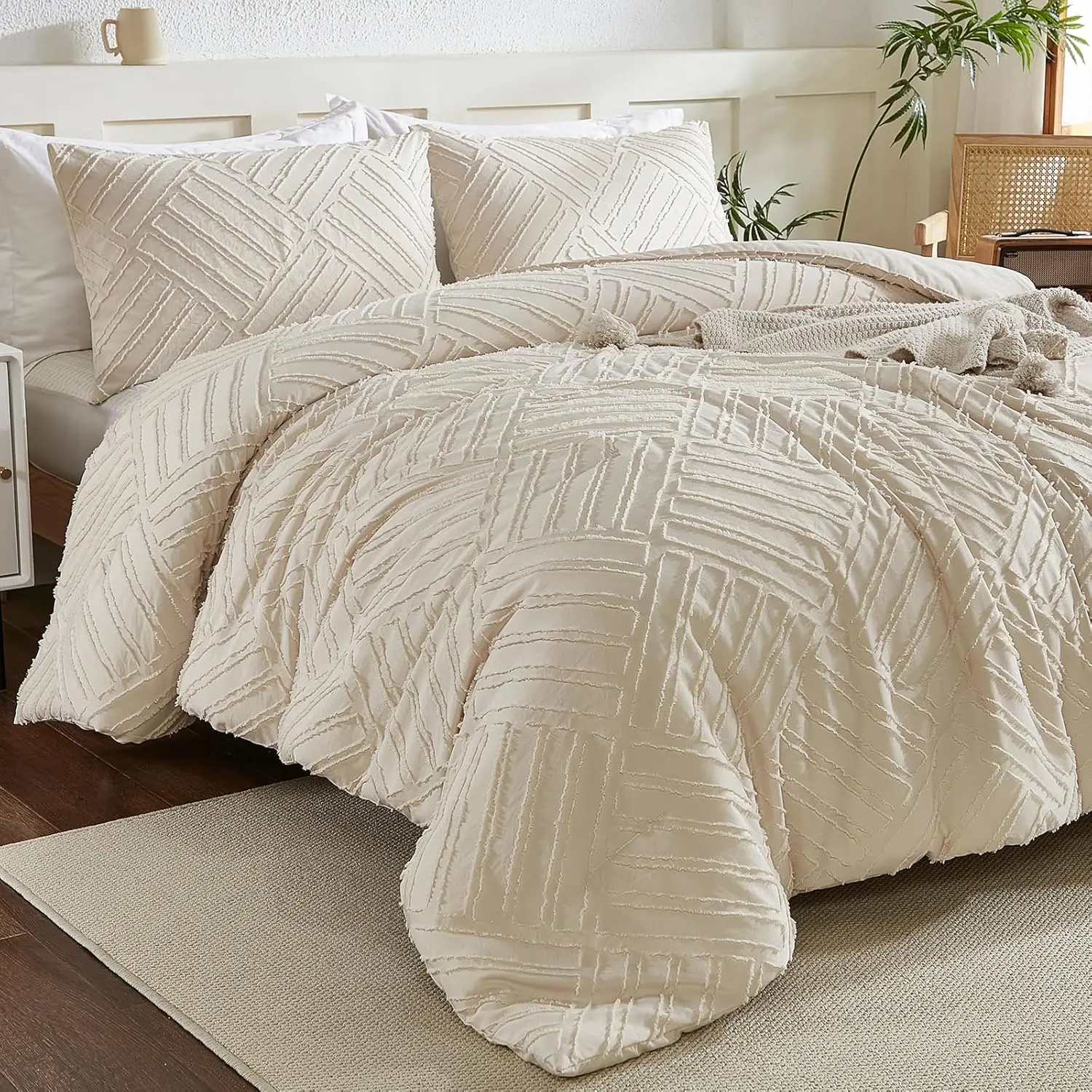 

Beige Comforter Set Queen Size, 3 Pieces Tufted Boho Shabby Chic Bedding Comforter Sets