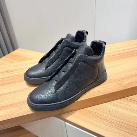 Shoes Men No Lace Genuine Leather Sneakers Slip-on Elastic Band Casual Shoes Men Fashion Flat Walking Leather Footwear Size 38-46