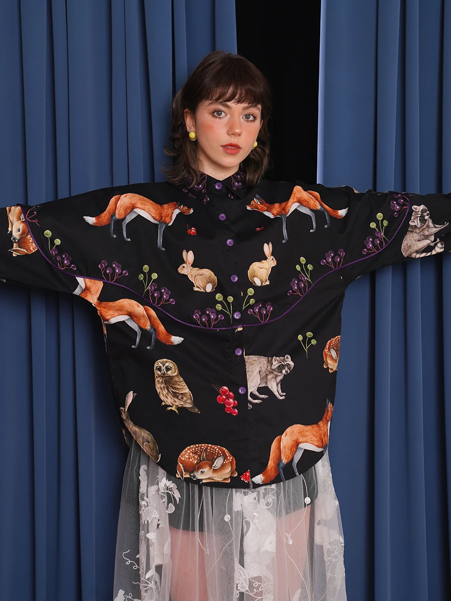 

Spring ladies' classical hand-painted animal illustration shirt