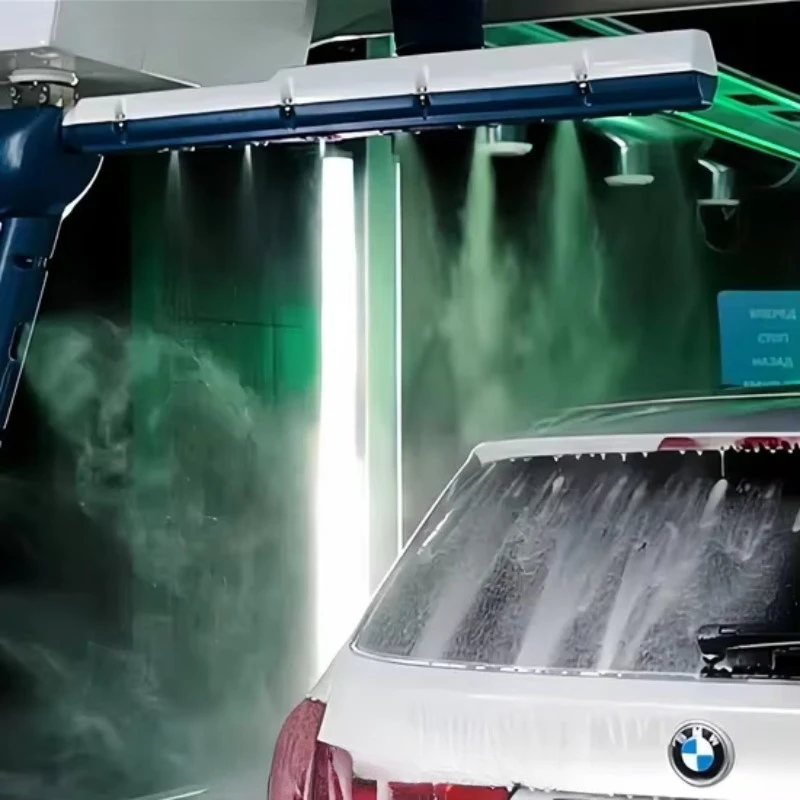 Automatyczna myjnia samochodowa 360 °   Bezdotykowa pianka, parowe i wysokociśnieniowe rozpylanie do zastosowań w flotach i przemyśle.