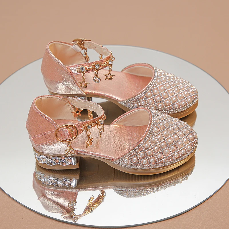 أحذية الفتيات ذات الكعب العالي لحفلات الزفاف بريق حجر الراين المعلقات بريق لامع موضة الأميرة الاطفال فستان من الجلد الأحذية