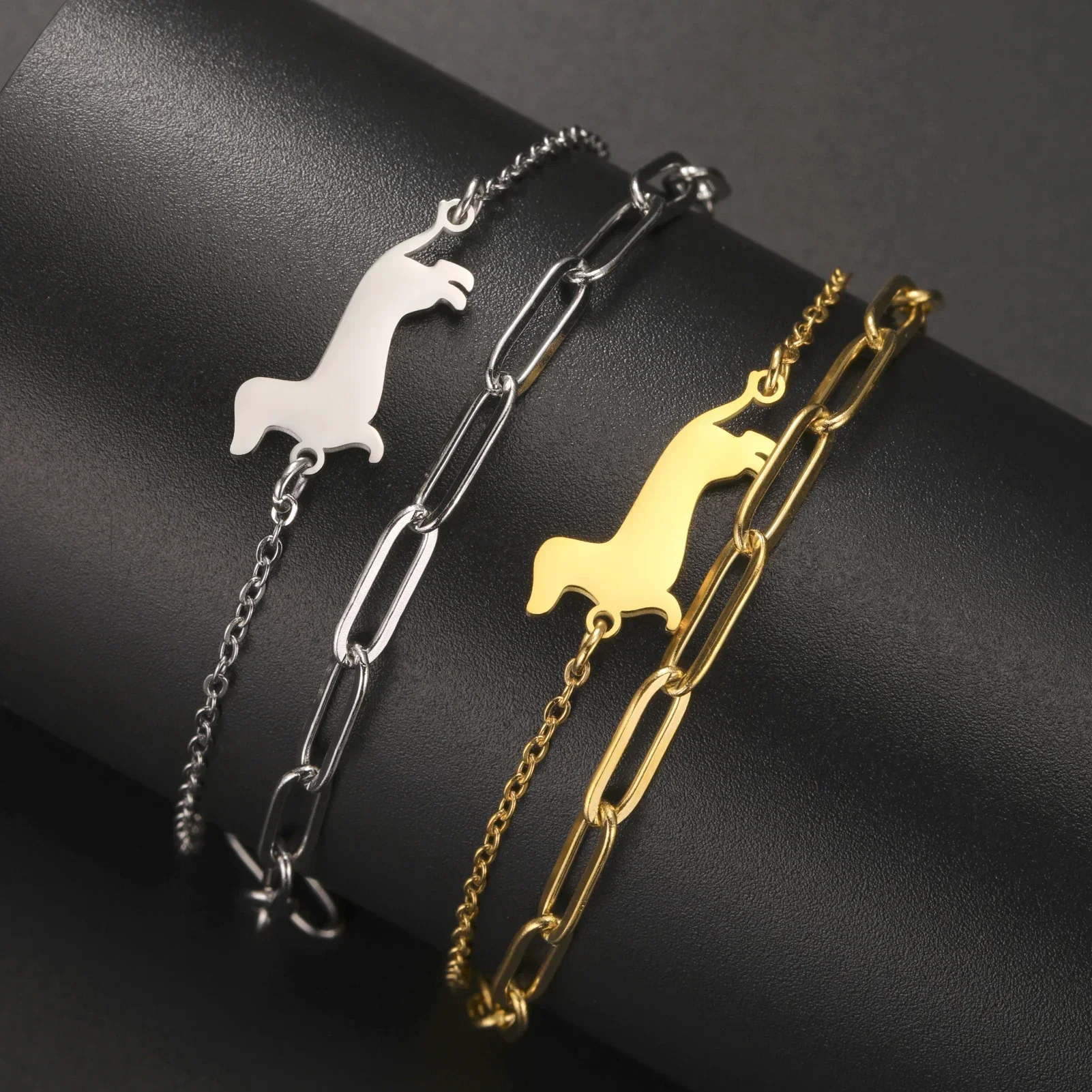 Dachshund Dog Charm Bracelet Stainless Steel Single and Double Layer Bead Chain Sausage Dog Bracelet Valentine's Day Gift