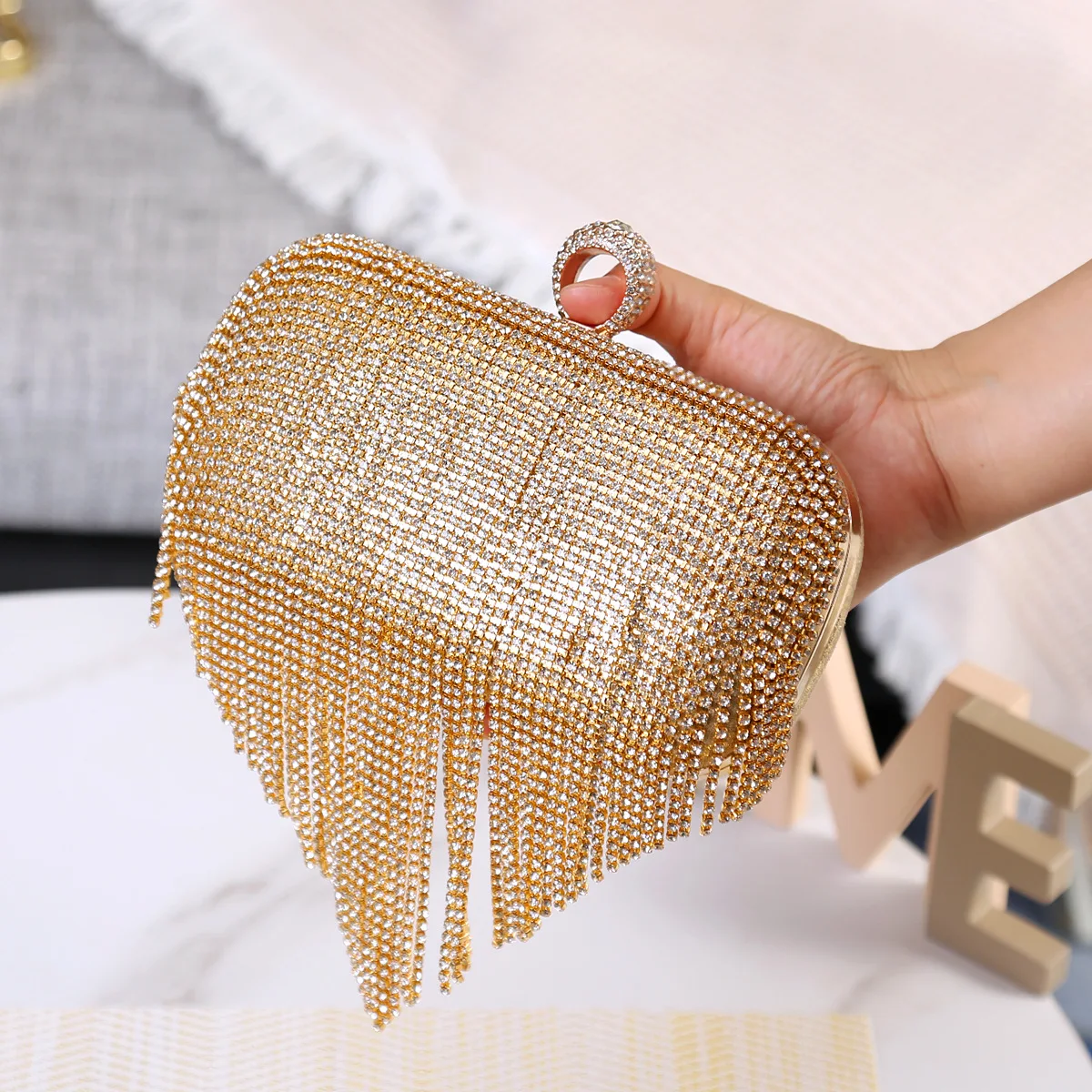 

NEW High-end love bag fashion diamond fringed dinner bag celebrity banquet messenger dress handbag small Crystal Ladies' Bag