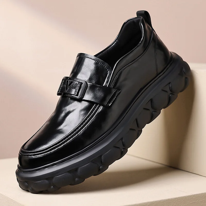 Men's Height Increasing Soft Soled Business Casual Leather Shoes British Thick Sole Baita Style for Enhanced Comfort And Style