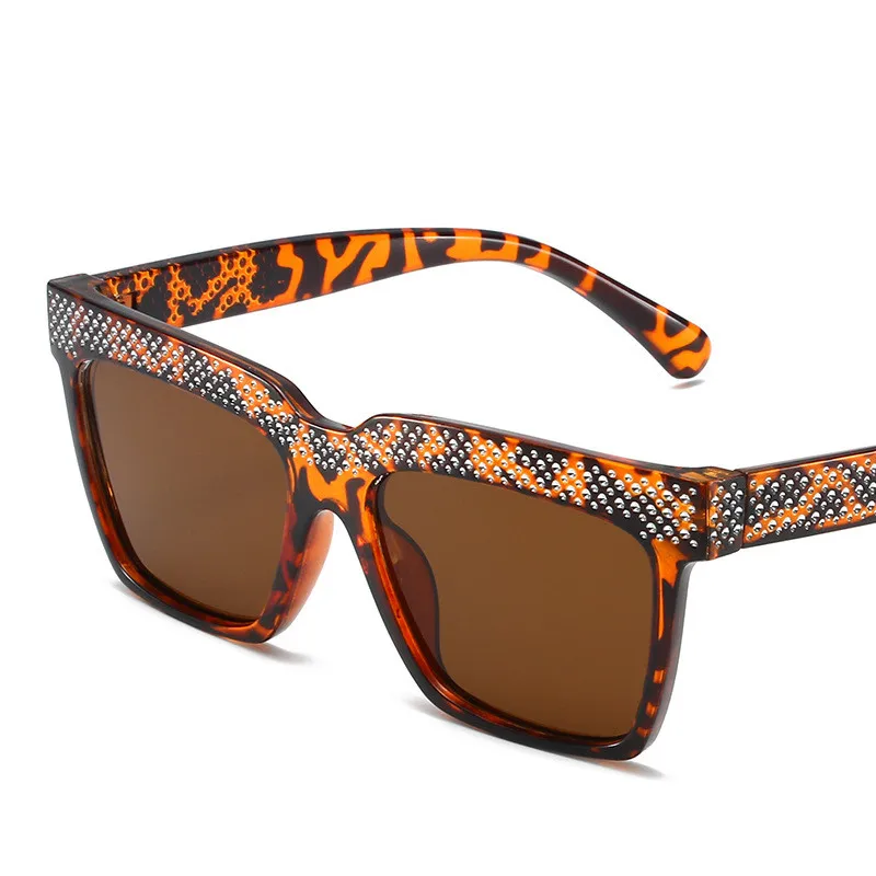 Classic Black Luxury Brand Women's sunglasses Ladies Trendy Designer Square Sun Glasses Retro Decorative Shades Eyewear UV400 image 3