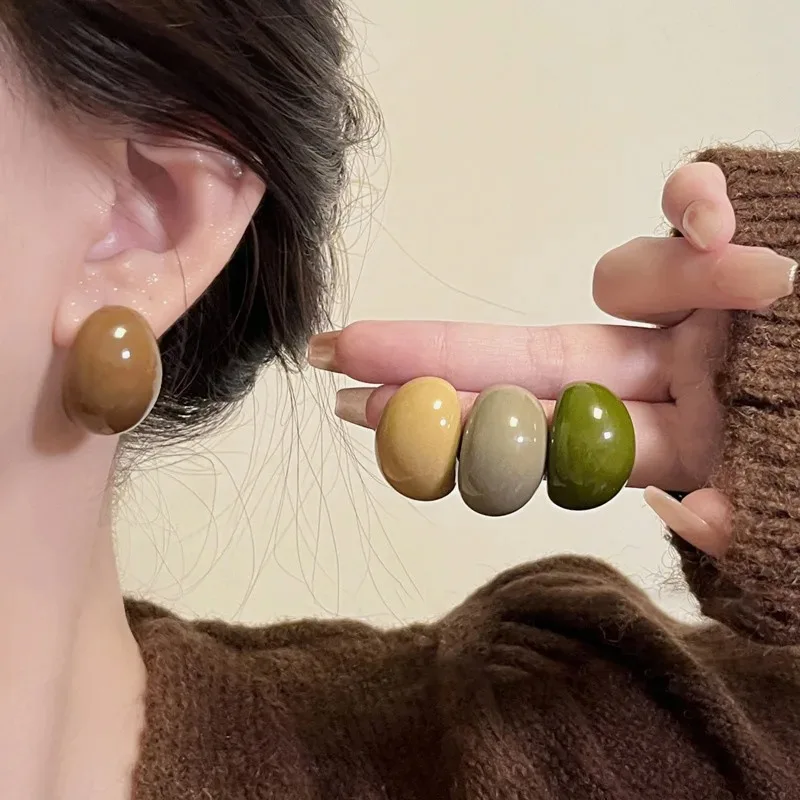 Semi-Circle Acrylic Resin Stud Earrings for Women Fashion Autumn and Winter Vintage Earring Jewelry Accessories Party Gifts