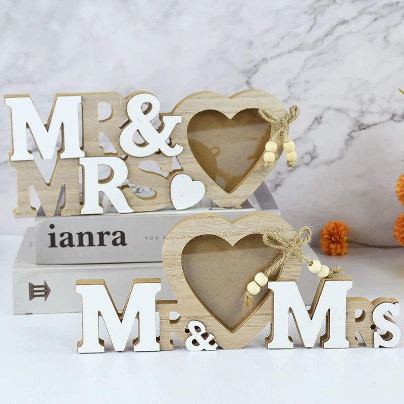 

Wedding Wooden Ornaments Mr & Mrs Love Heart Photo Frame Wedding Party Home Table Desktop Ornaments Display Frame Calendar Decor