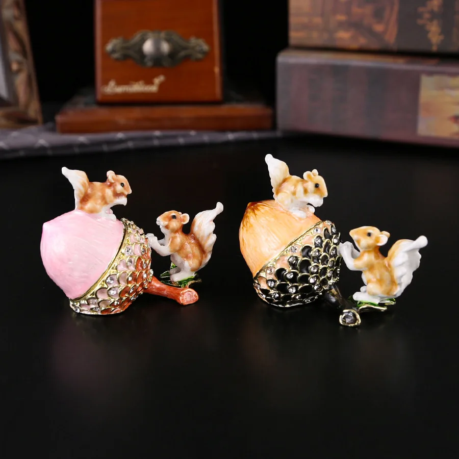 Enamel Oak Fruit Squirrel Trinket Box Jewelry Ring Necklace Earring Holder Hand Painted Home Ornament Decor
