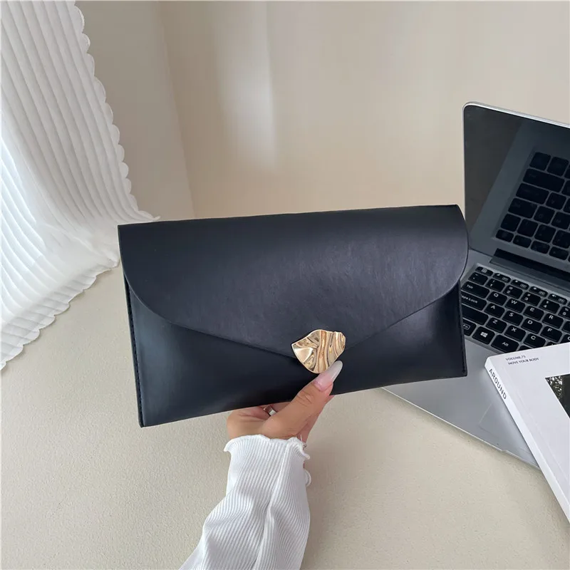 New Fashion Women Large Capacity Envelope Clutch Bag Solid Color Casual Simple Handbag view 2