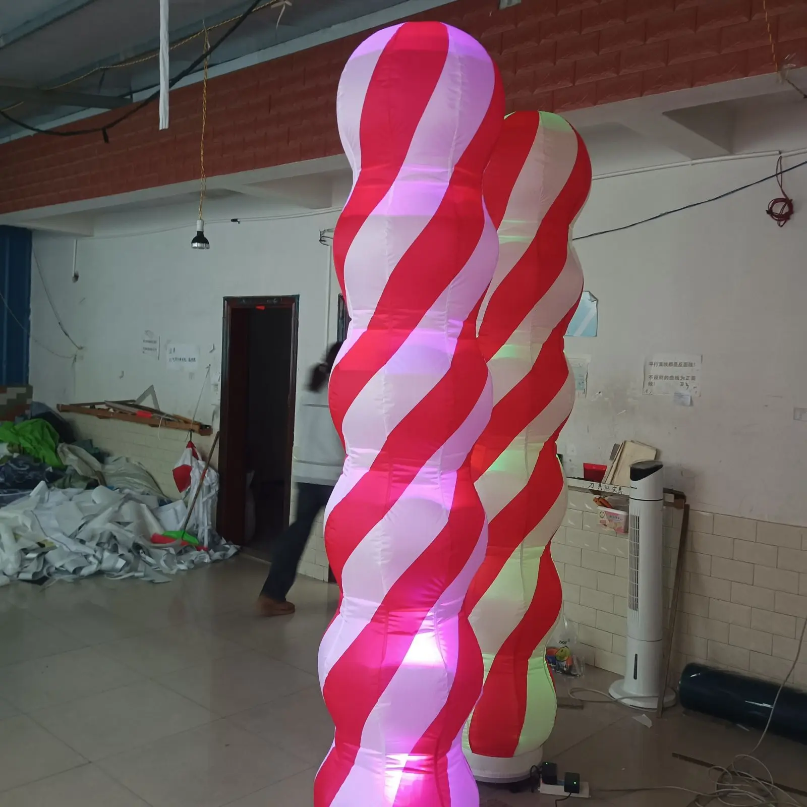 2.4mH Inflatable Spiral Lamp Post, Ground LED Decorations Column Inflatable Candy Cane For Christmas Holiday And Night Parties