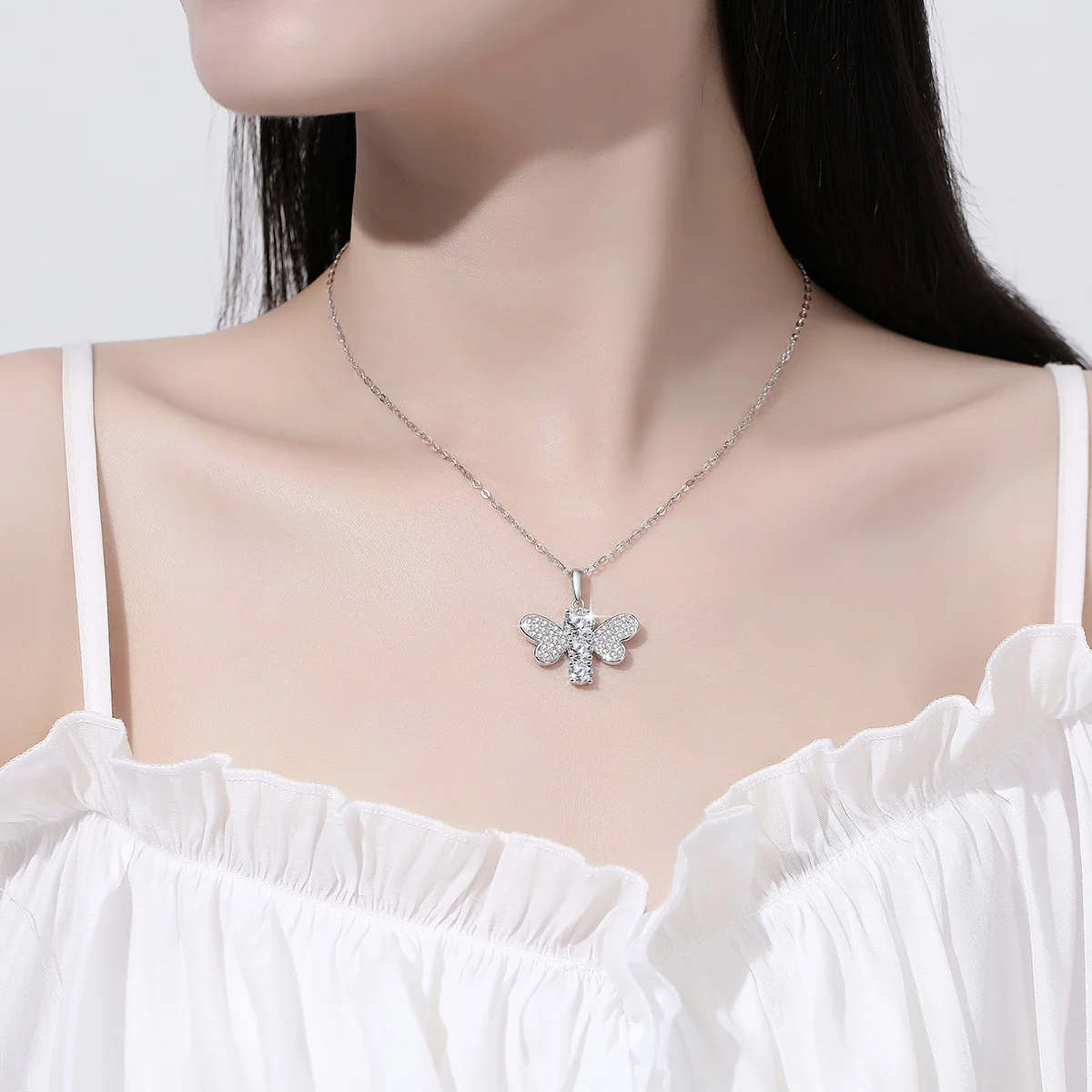 925 Sterling Silver Dragonfly Pendant Clavicle Chain Moissanite Necklace Charms For Women Elegant Girl Jewelry Gift Dropshipping