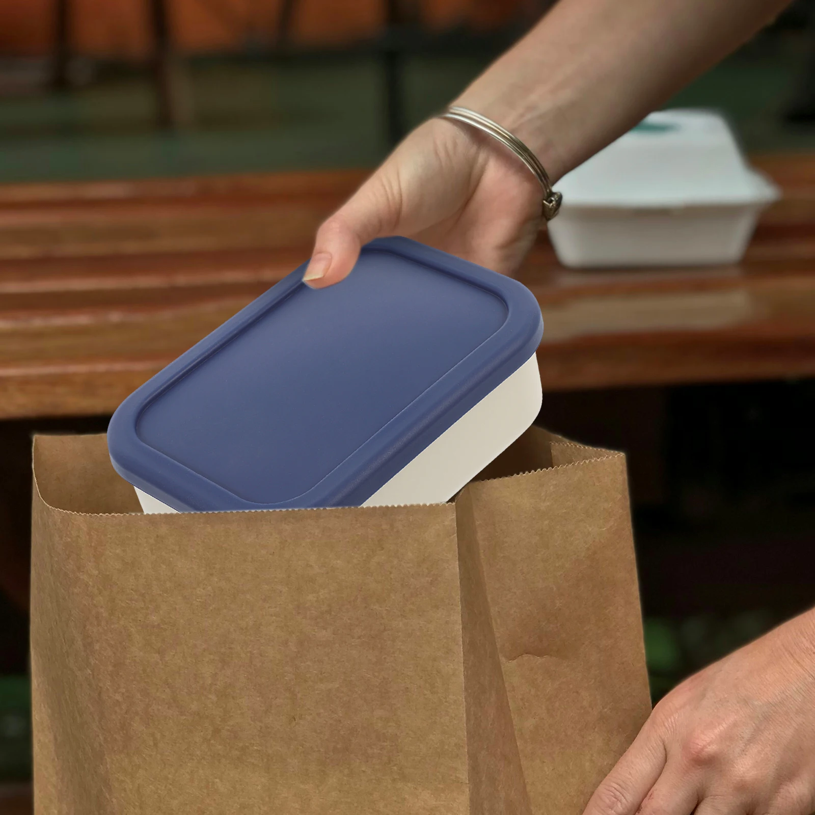 

Silicone Storage Boxes 700ml Microwaveable Leak Proof Portable Reusable Food Container Household Meal Box Camping ganizer