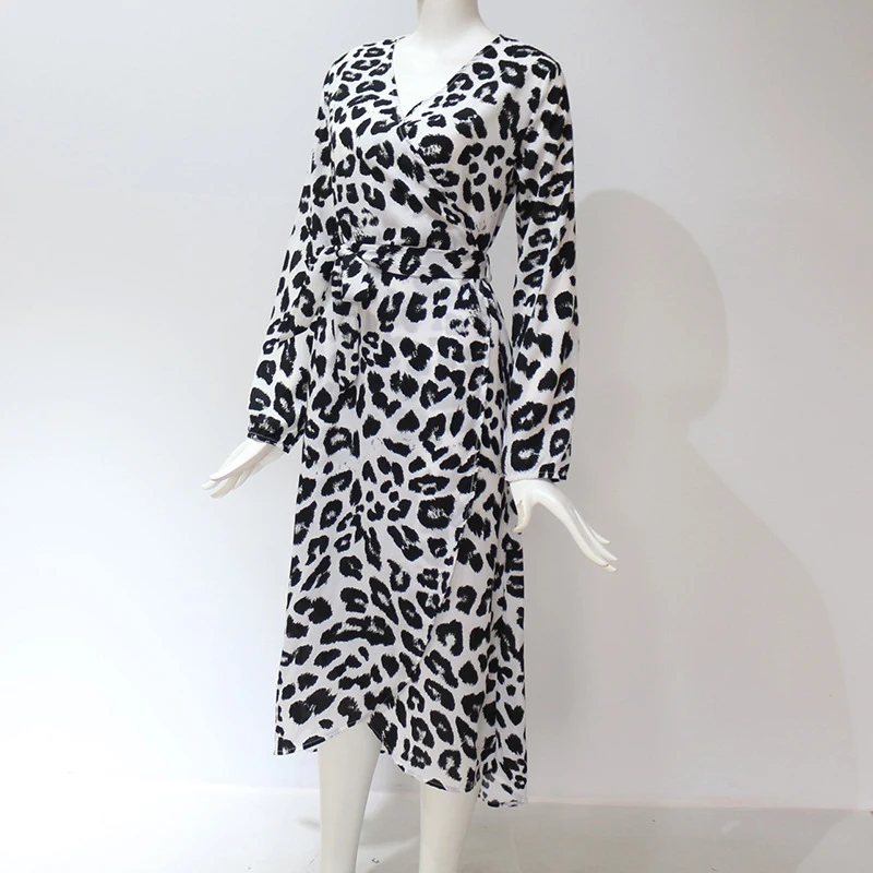 Leopard print V-neck long sleeved lace up dress