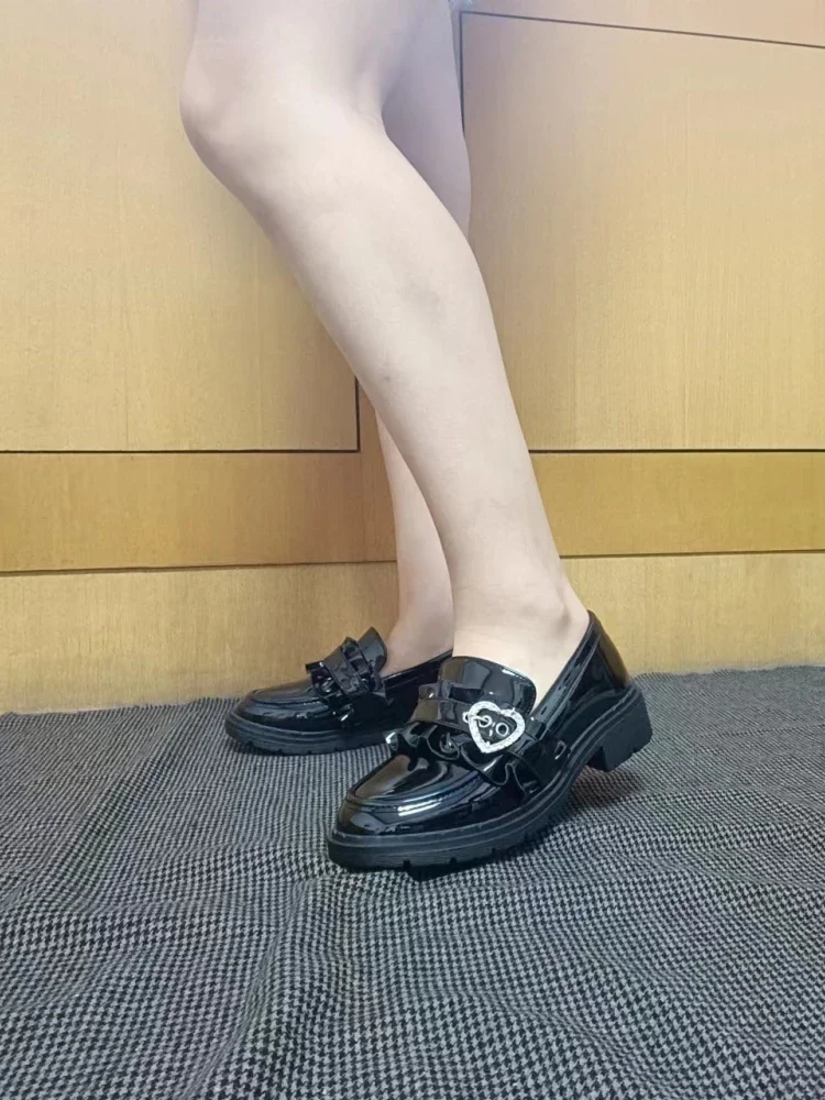 Japanese Sweet College Style JK Uniform Shoes Round Toe Mid Heel Pleated Love Rhinestone Black Leather Shoes for Women