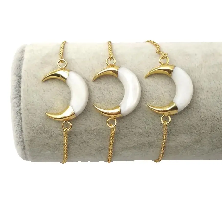 WT-B500 WKT Natural Shell Can Be Adjustable Bracelet Gold Trim Crescent Shell Pendant  Women Fashion Charm Jewelry