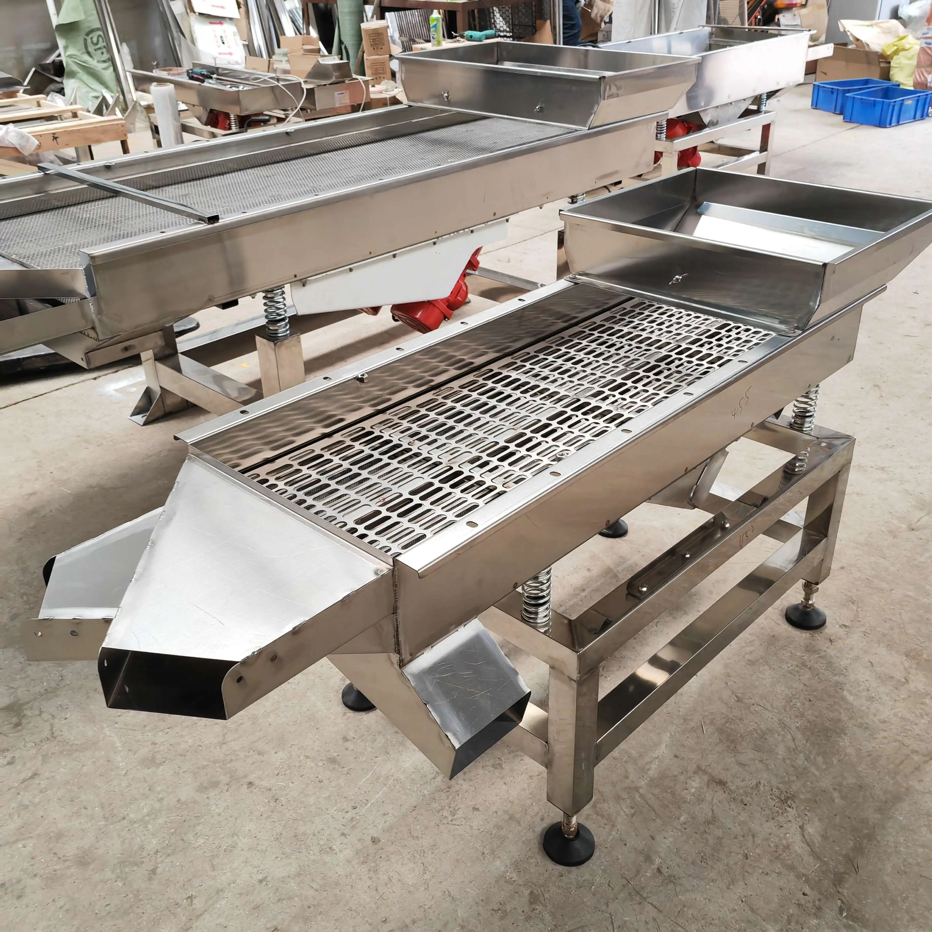 

Vibrating screen, vibrating screen, electric screen, stainless steel linear screen, water inlet material sorting machine50*120cm