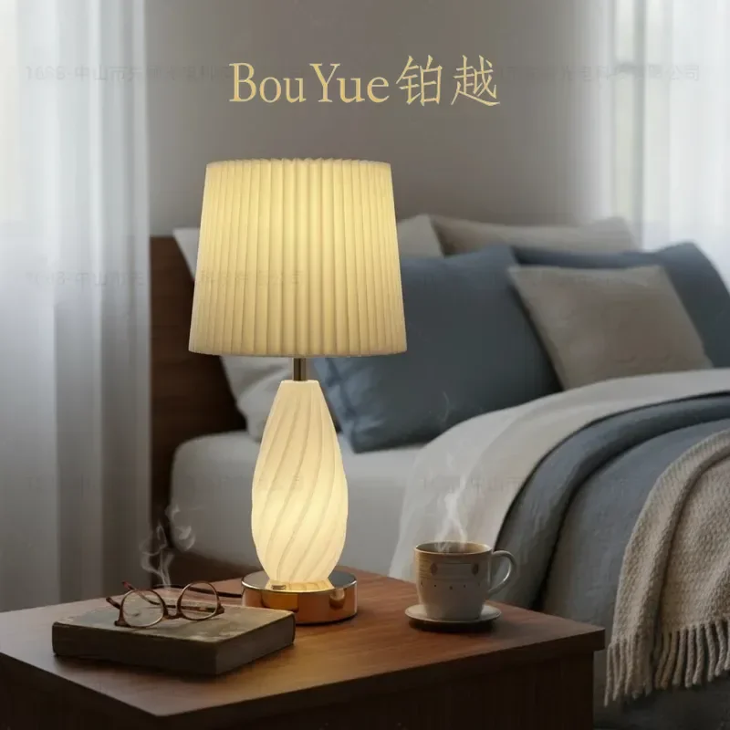 Nordic Light Luxury Pleated Table Lamp Modern Art 3D Printed Decorative Lighting for Bedroom Interior Home Decoration