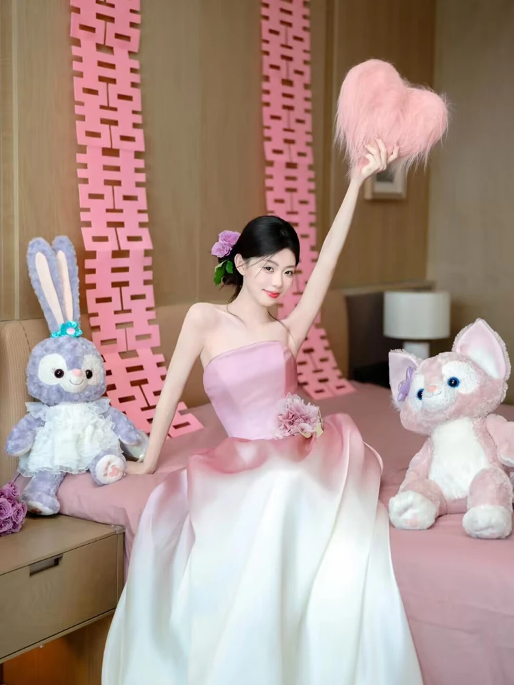 

Elegant Minimalist Bridal Gown Women's Luxury Sensation Small Audience Strapless Dress New Bride Toasting Ceremony Clothes