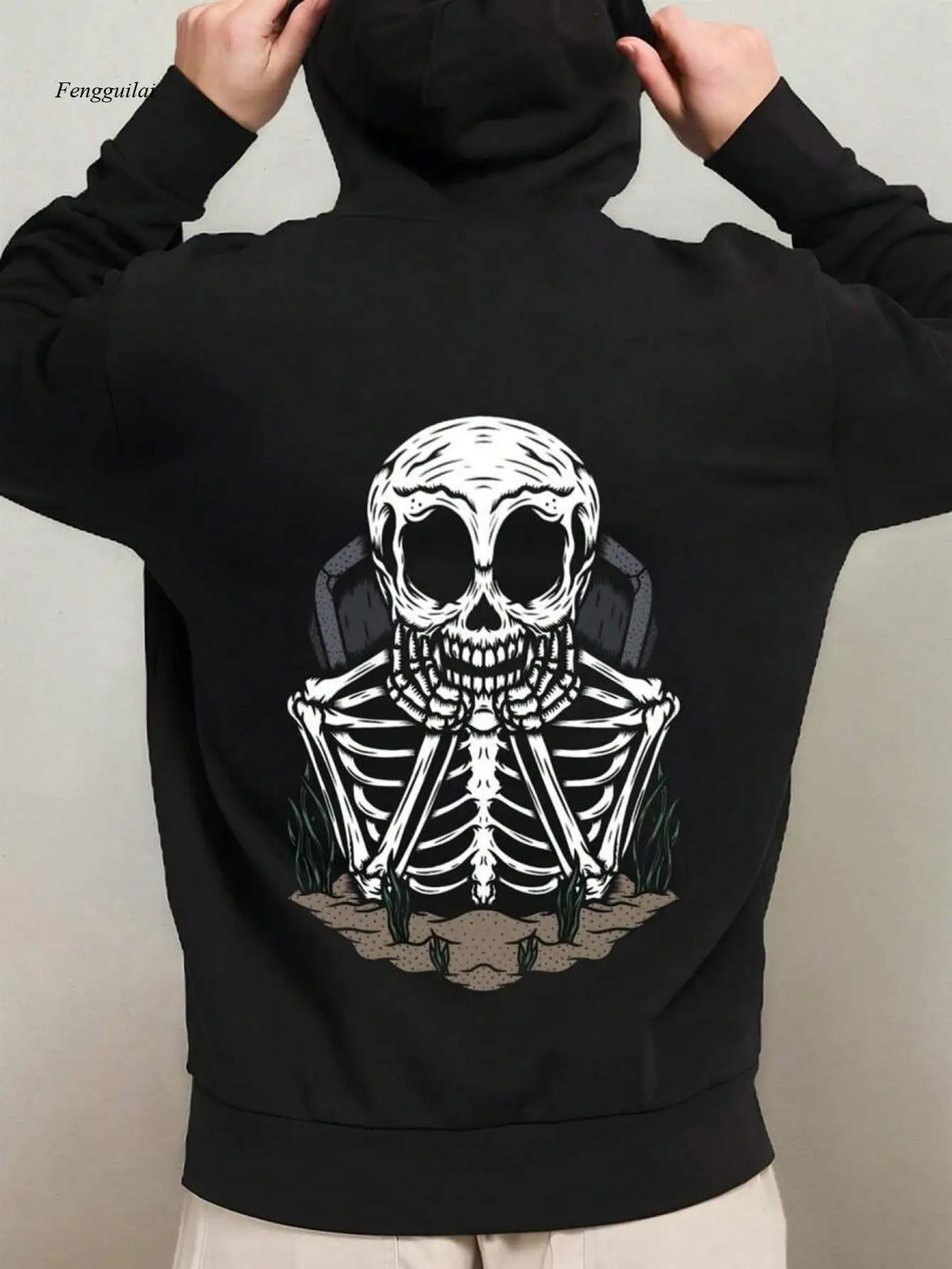 

Легкая черная толстовка с капюшоном и принтом на спине в стиле граффити «Нетверный вид обратно» — регулируемый капюшон