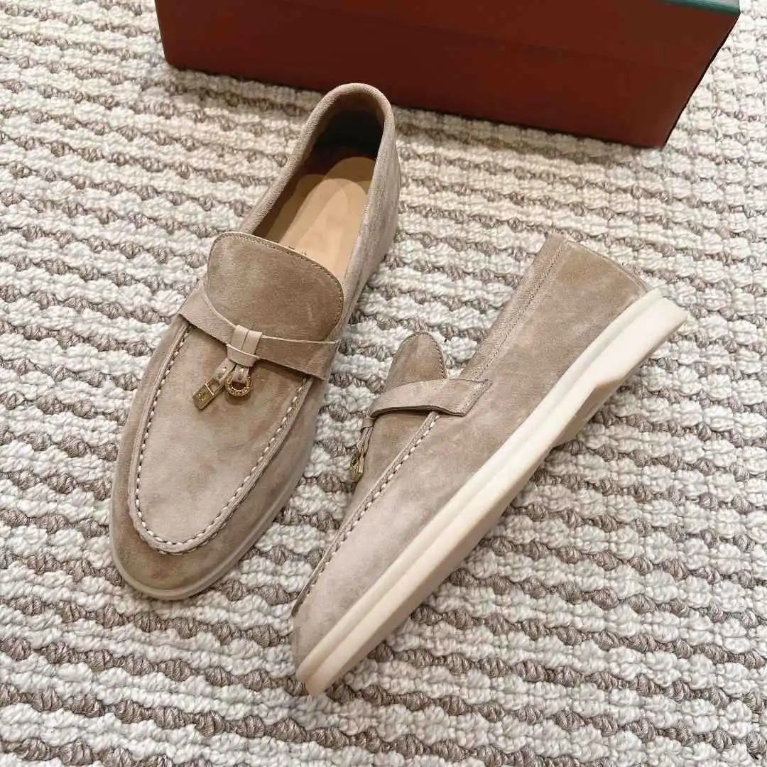 Le Fu Shoes Are Comfortable To Step On, with Suede, Tassel, Flat Bottom, Vintage Style, and Casual Lazy Shoes