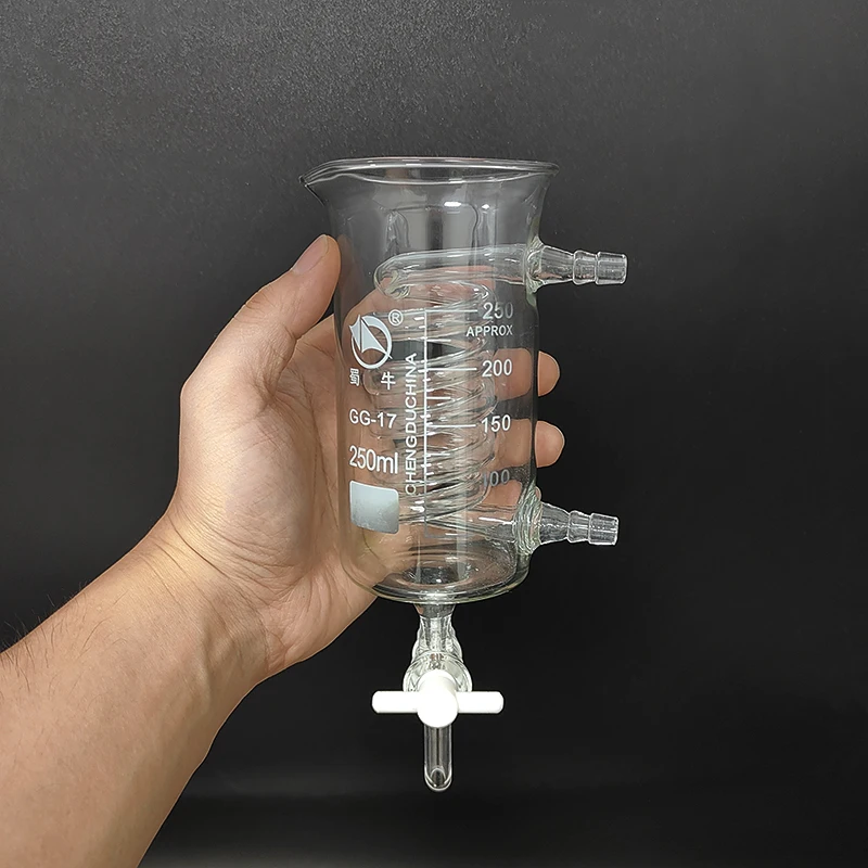 

SHUNIU Beaker in tall form,With PTFE valve and format serpentine condenser,Capacity 250ml,O.D.=63mm,H.=126mm,Laboratory beaker