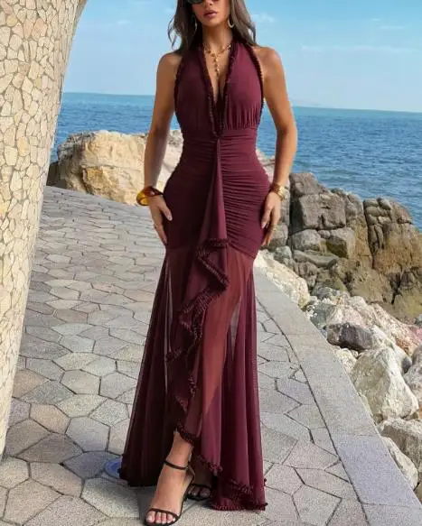 

Sexy Women's Dress Summer New Fashionable Mushroom Edge Decoration Deep V-Neck Waist Bag Hip Dress Suitable for Banquet