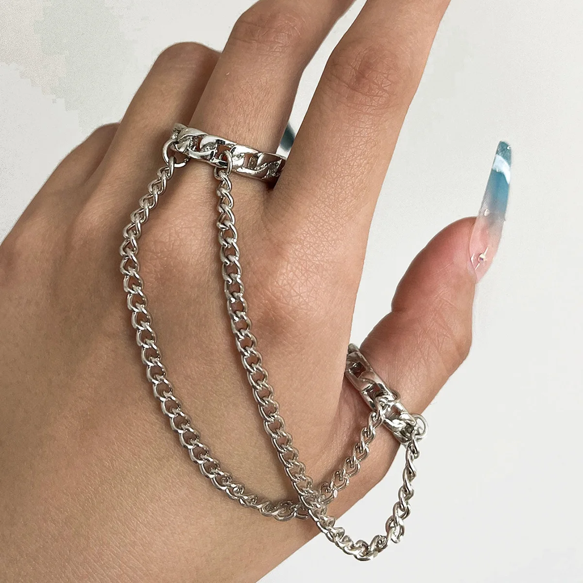 

Niche design ins trendy cool hip-hop personality design sense chain ring woman, fringed chain finger ring woman