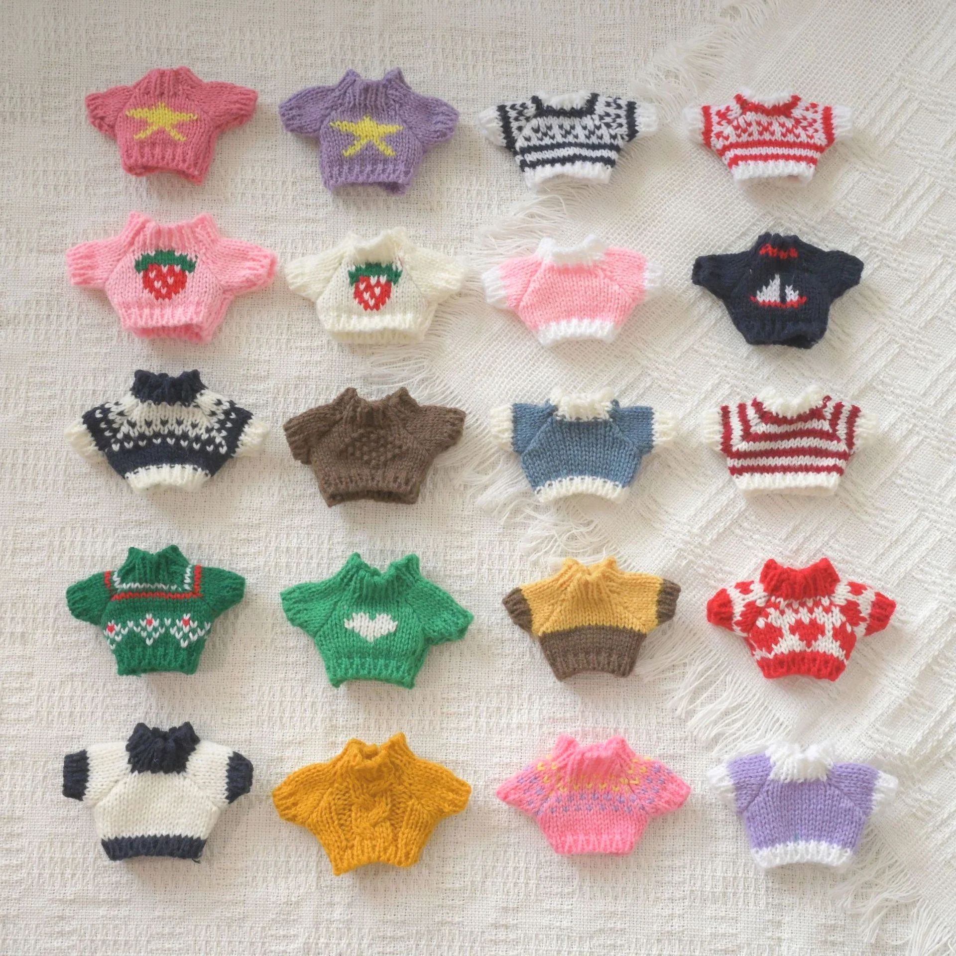 14cm Mini Doll Clothes Cartoon Pattern Knitting Sweater Christmas style clothing Cotton idol Toy Couple Gift Decoration