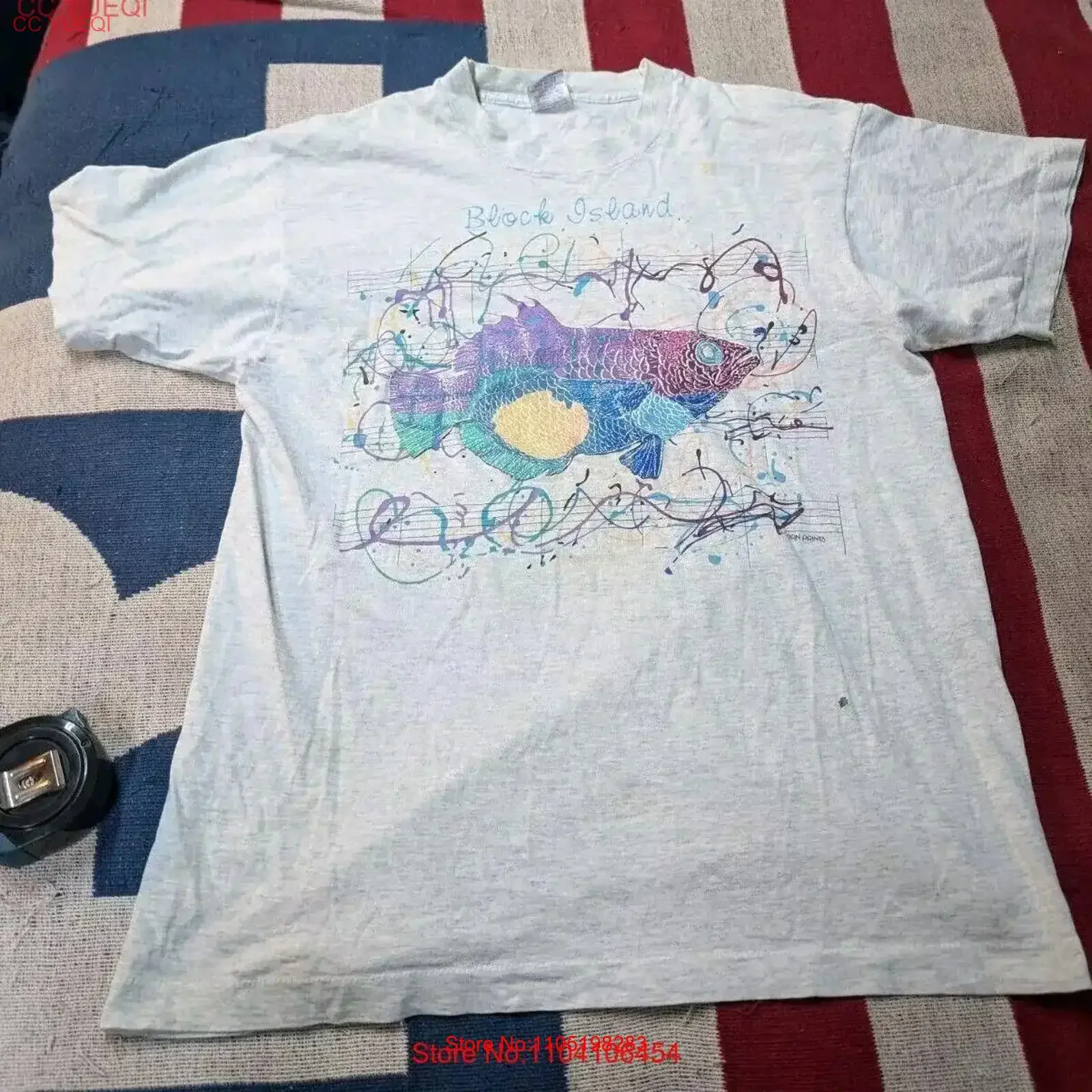 خمر '90s كتلة جزيرة الأسماك الفن مجردة غران يطبع تي شيرت L خمر غسلها للجنسين تنفس عادية أوم الشارع الشهير