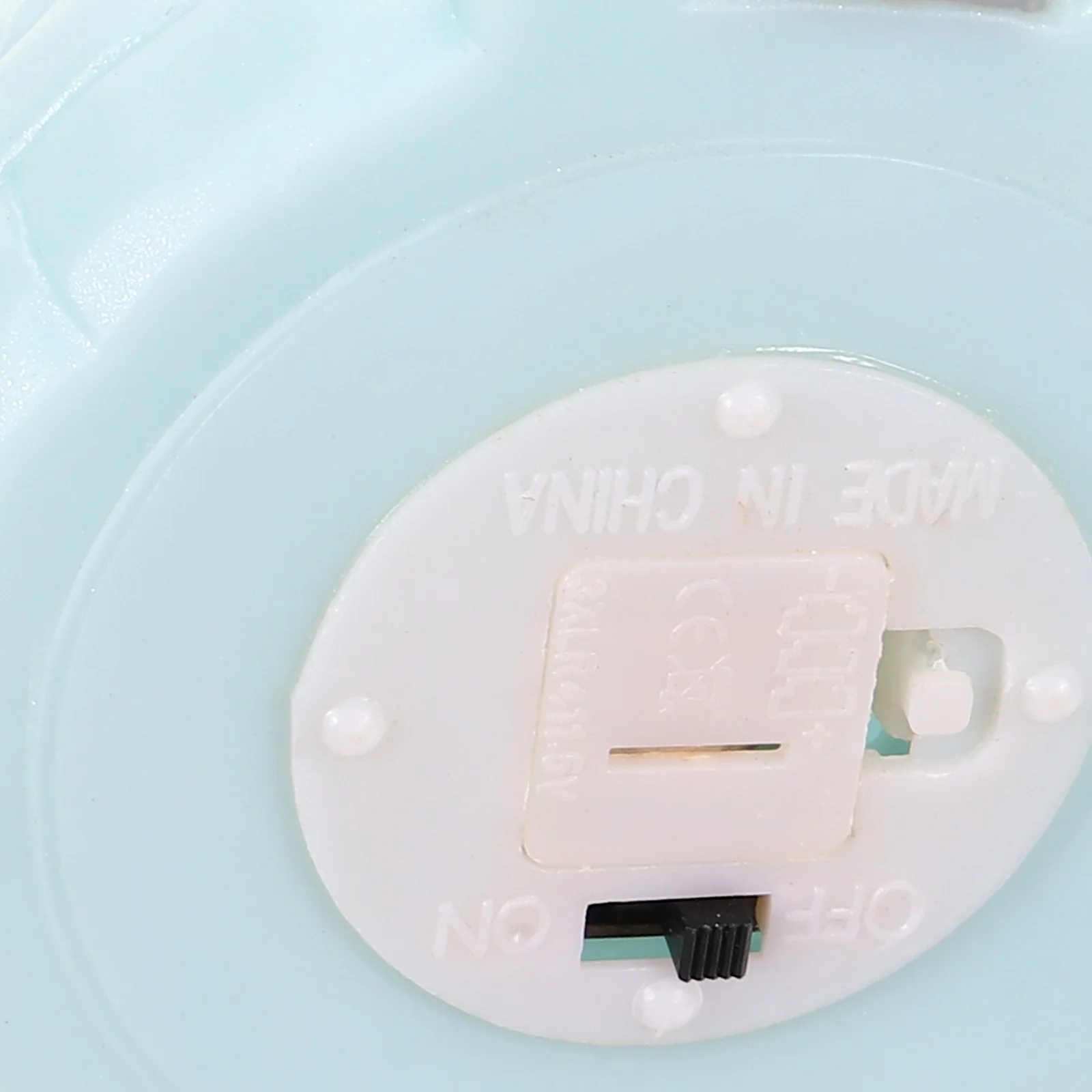 

Plastic Craft For Ice Plaything Home Garden Office Decor Standing Ice Decorative Statue Ornament